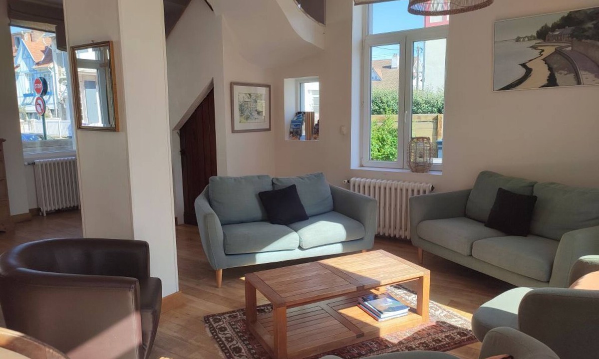 Wimereux House | Villa Azious, 10 persons, beach side in Wimereux with parking possibility