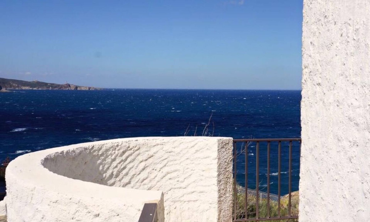 Banyuls-sur-Mer Villa | Villa B. A unique location with sea view