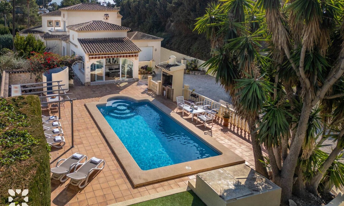 La Llobella Villa | Villa BALADRAR WAY by Abahana Villas