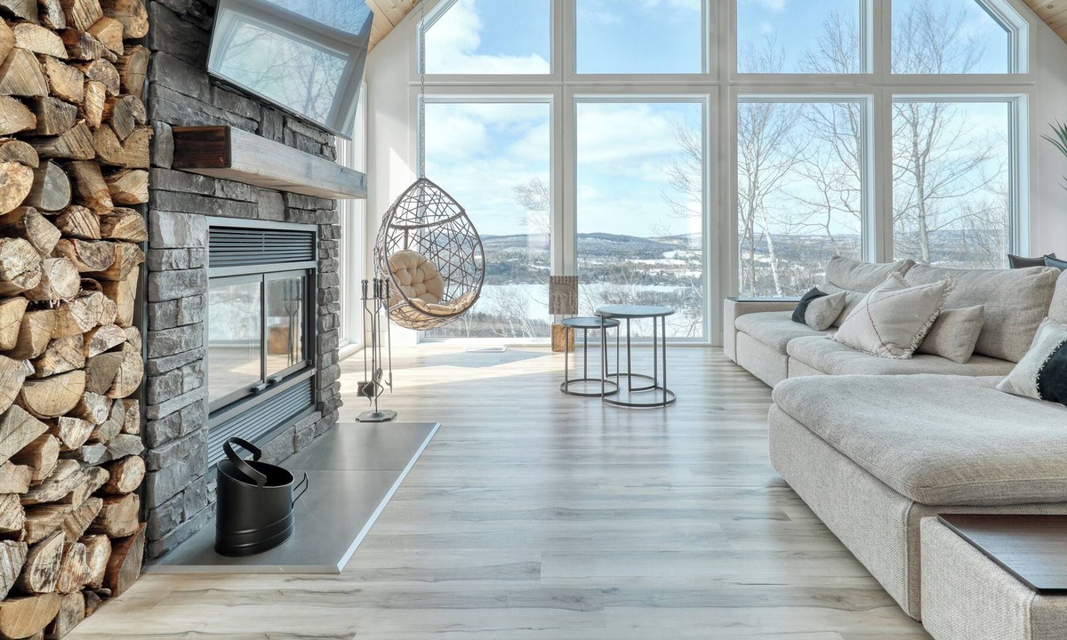 Saint-Damien Ski Chalet | Villa Baraka-Majesta : Sunset/lake access/jacuzzi