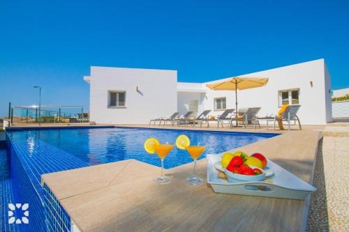 Urbanitzacio la Fustera Villa | Villa Baydal by Abahana Villas