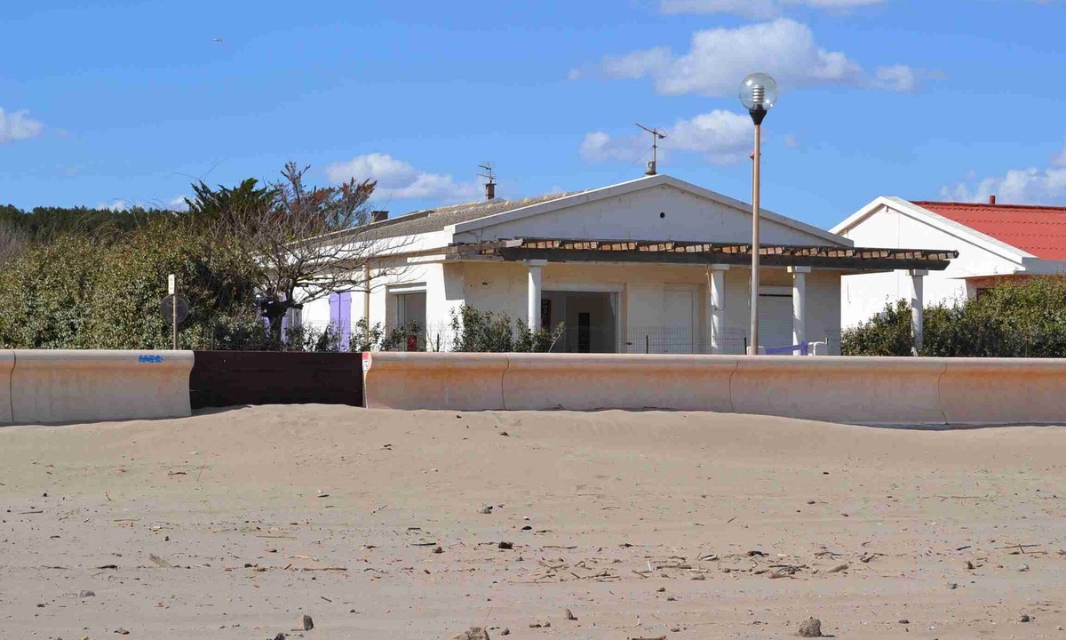 Narbonne House | VILLA beachfront with terrace and garden
