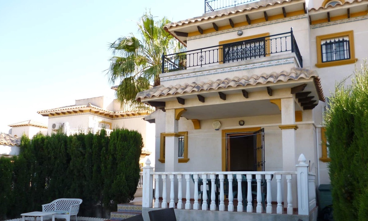Playa Flamenca Villa | Villa - Beautiful Beaches & Championship Golf Courses close by