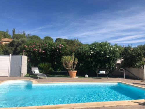 Puisserguier Apartment | Villa Bel Air