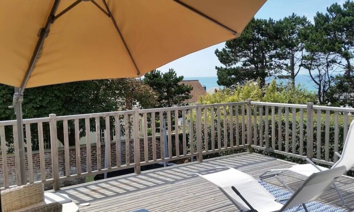 Mesnil-Val-Plage House | Villa Bel Air - Terrasse Vue Mer