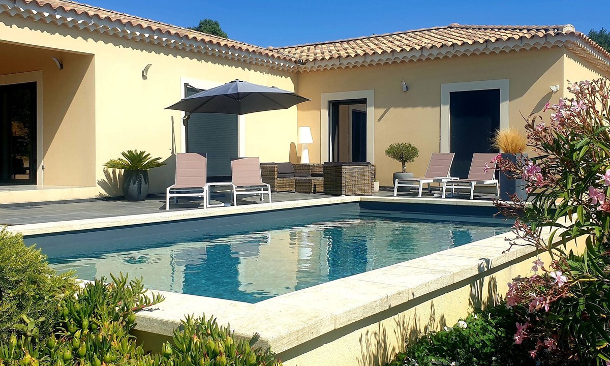 Crillon-le-Brave Villa | VILLA BELLA VISTA