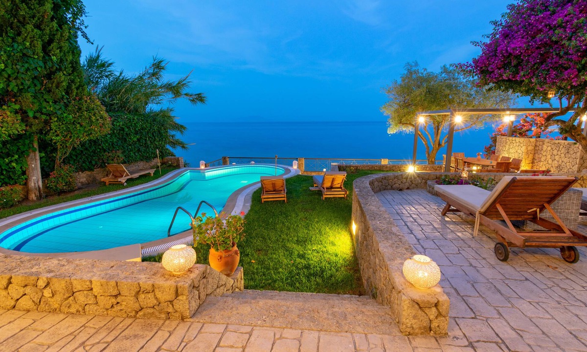 Dafnata Villa | Villa Benele