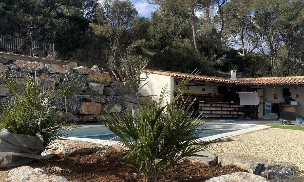 Roquessels Villa | Villa between sea and mountains, 25 minutes from beaches and lakes