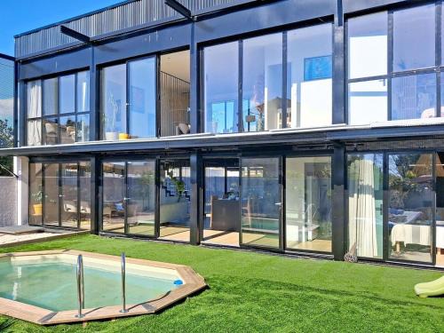 Marseillan Villa | Villa bioclimatique d'exception - Piscine Jardin