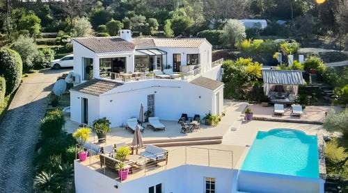 Tourrettes House | Villa Blanc Fayence