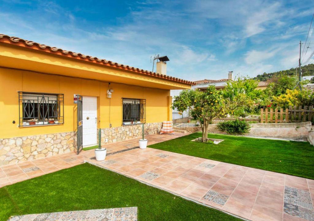 Mont Barbat House | Villa Blanca 10 minutos de la Playa Costa Brava