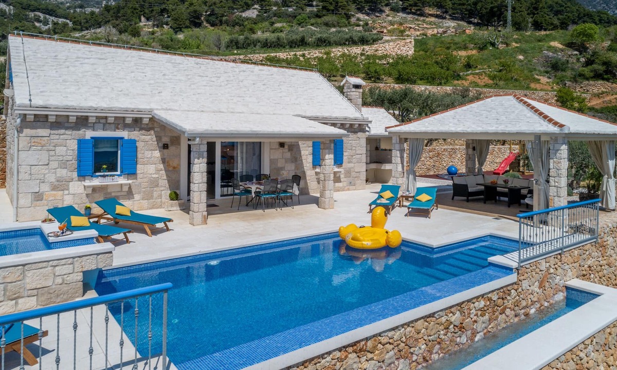Bol Villa | Villa Blue Sky - Three Bedroom Villa with Pool