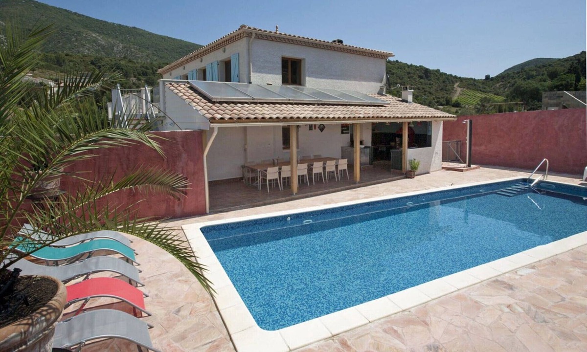 Roquebrun Villa | Villa Bonn Idée – Luxury villa with heated pool in Roquebrun
