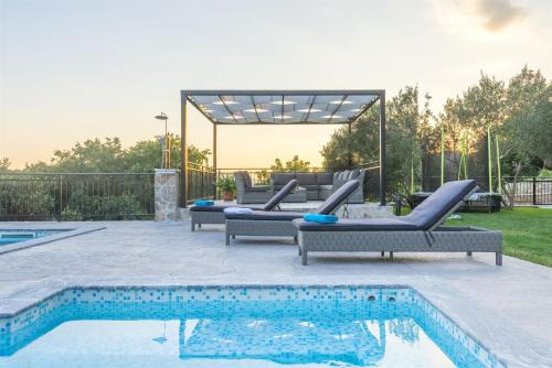 Okrug Donji Villa | Villa Boulder