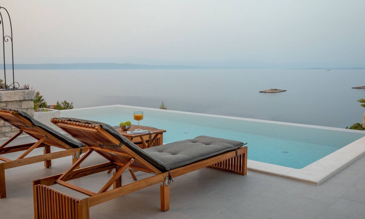 Prigradica Villa | Villa Brig by Villas Guide