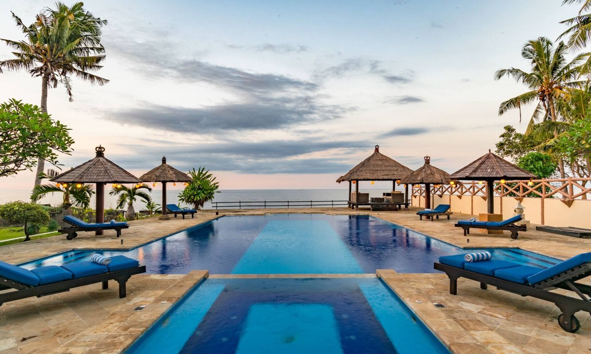 Bukti Villa | Villa Bukti Paradise