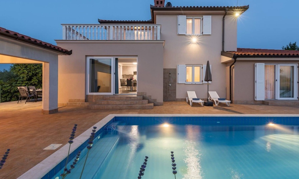 Radini Villa | Villa Buroli with Pool