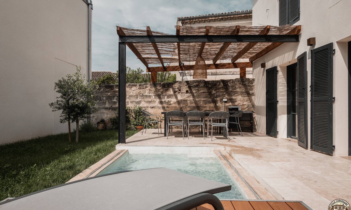 Gallargues-le-Montueux Villa | Villa Cabassaire - Pool, AC & Garden