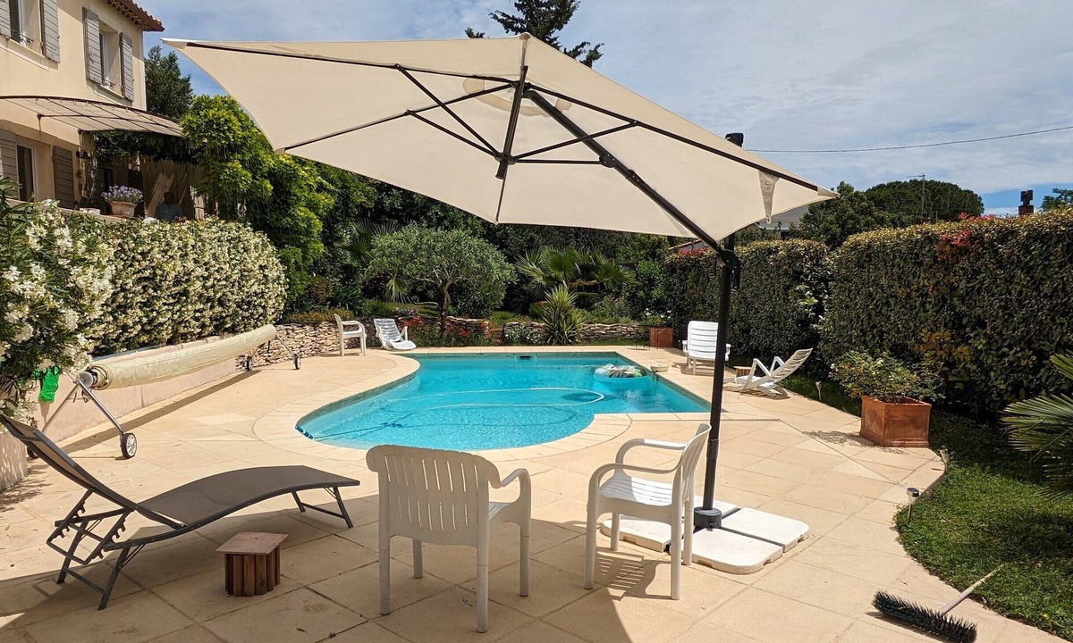 Villeneuve-les-Avignon House | Villa Castagnole - Welkeys