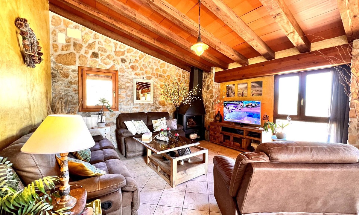 Benissa Villa | Villa CALIMA in Benissa – 3 bedrooms, private pool, sea and mountain views, Wi-Fi and private parking