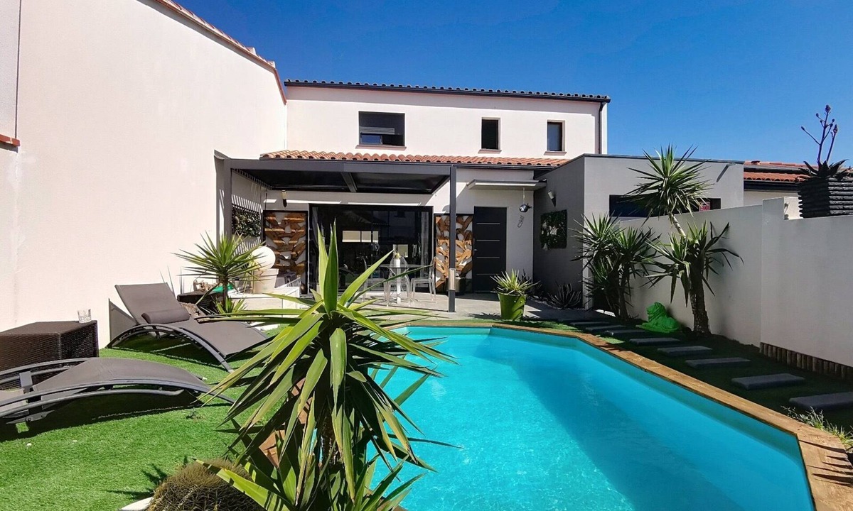 Corneilla-del-Vercol Villa | Villa cami del paradis
