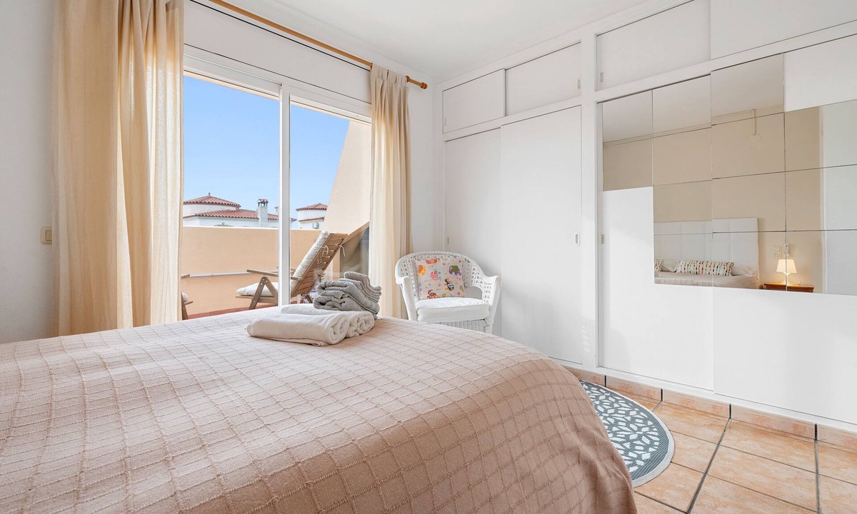 Costa del Zefir Villa | Villa 'Can Lucia' with Sea View, Wi-Fi and Air Conditioning