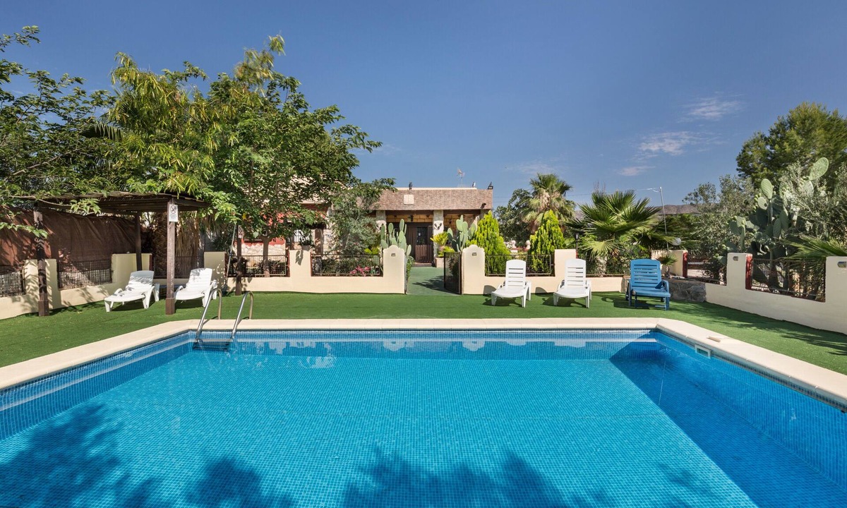 Cieza Villa | Villa 'Capricho' with Mountain Views, Wi-Fi, and Air Conditioning