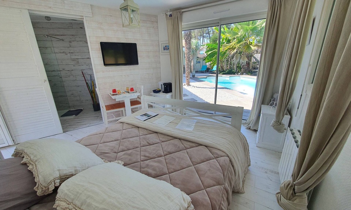 Gujan-Mestras Bed & Breakfast | Villa Caraîbes