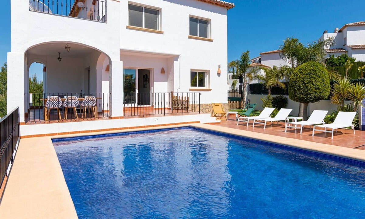 El Tesoro Villa | Villa Carolina Vineyards views & Relax