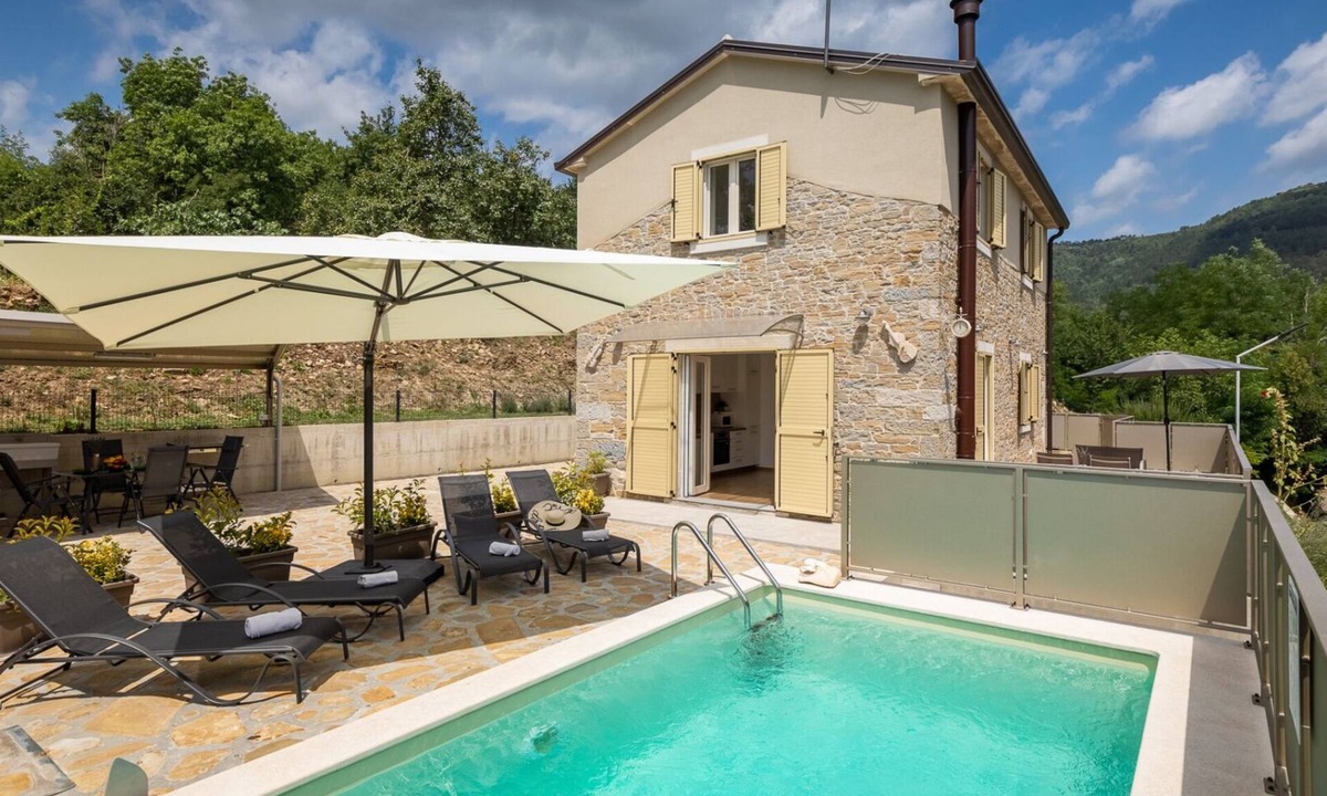 Livade Villa | Villa Casa Mavretici by Villas Guide