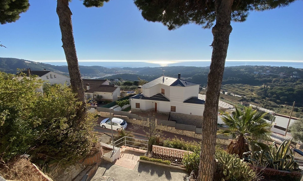 Sant Cebria de Vallalta House | Villa Catalina - Vistamar