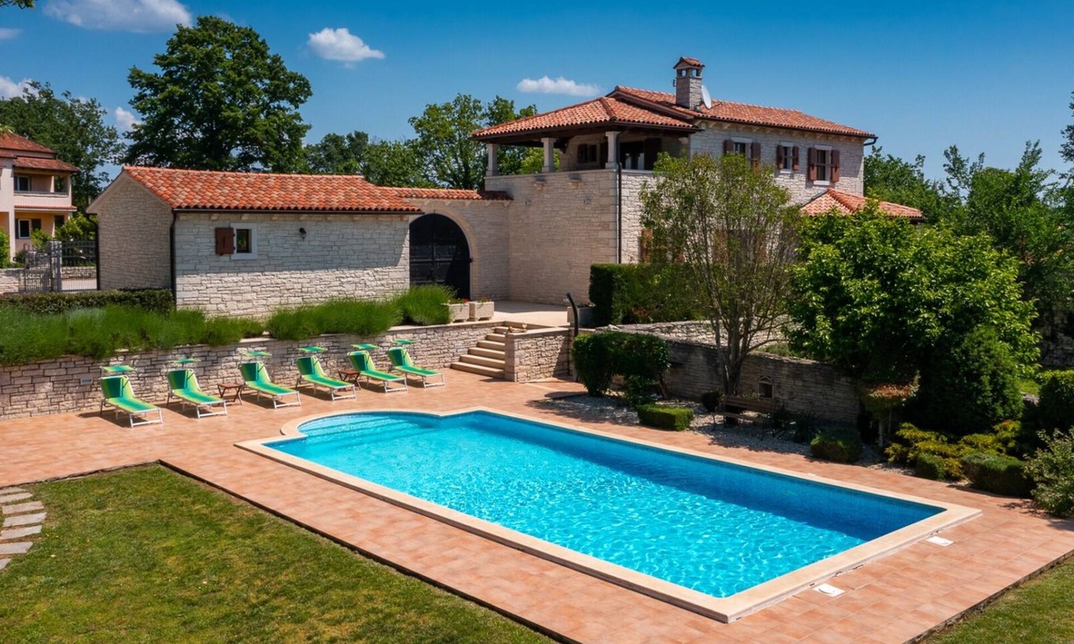 Kringa Villa | Villa Catarina by Villas Guide