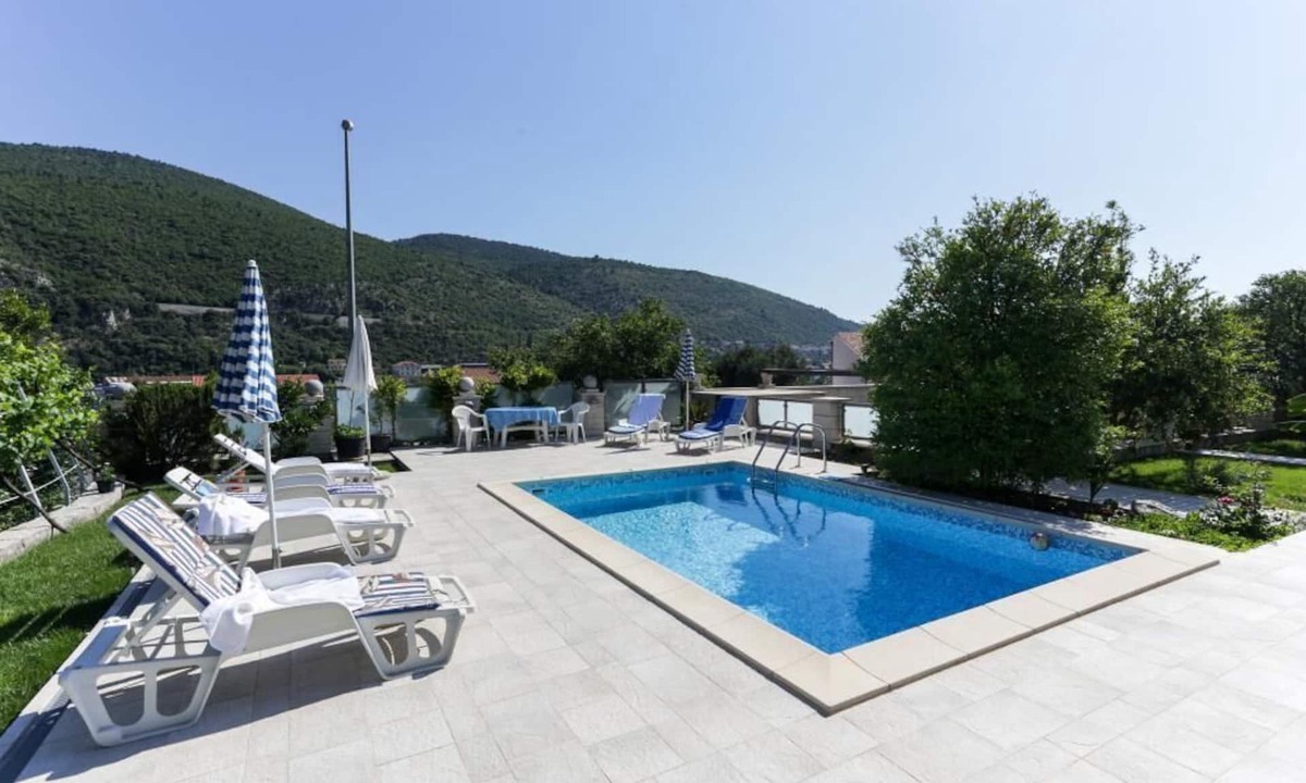 Dubrovnik Apartment | Villa Celenca - Two Bedroom Apartment with Terrace and Pool View