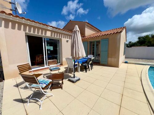 Saint-Jean-de-Monts House | Villa charmante 6 pers, résidence calme, piscine privée - FR-1-323-580