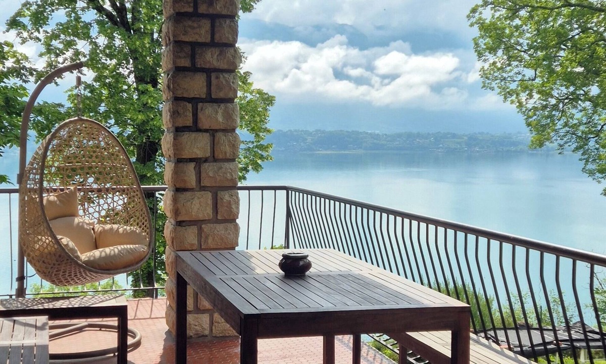 Bourdeau Villa | Villa Clairjoie - Between lakes and mountains