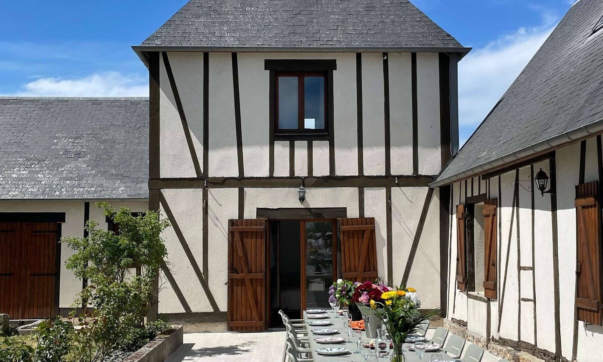 Mesnil-en-Ouche Villa | Villa Club One · Padel · Piscine · 7 ch · 20 pers.