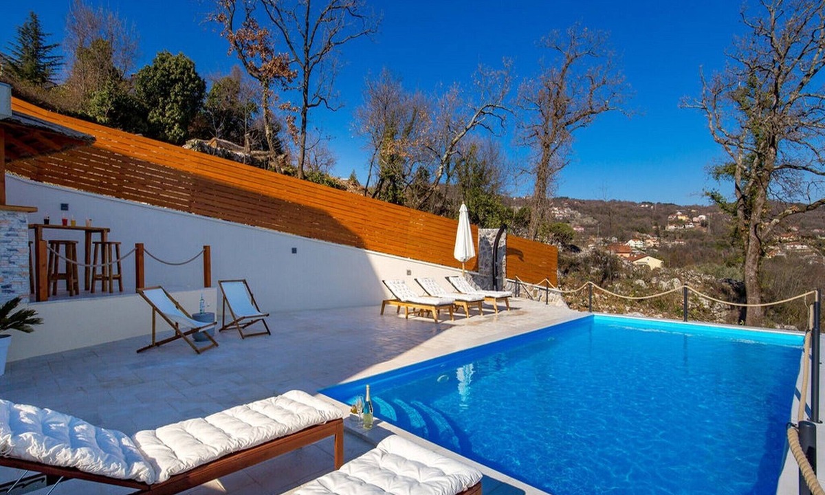 Poljane Villa | Villa Corichi with Swimming Pool