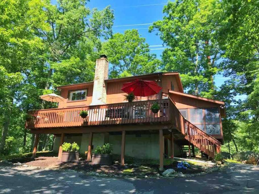 Bushkill Ski Chalet | Villa Cornelia