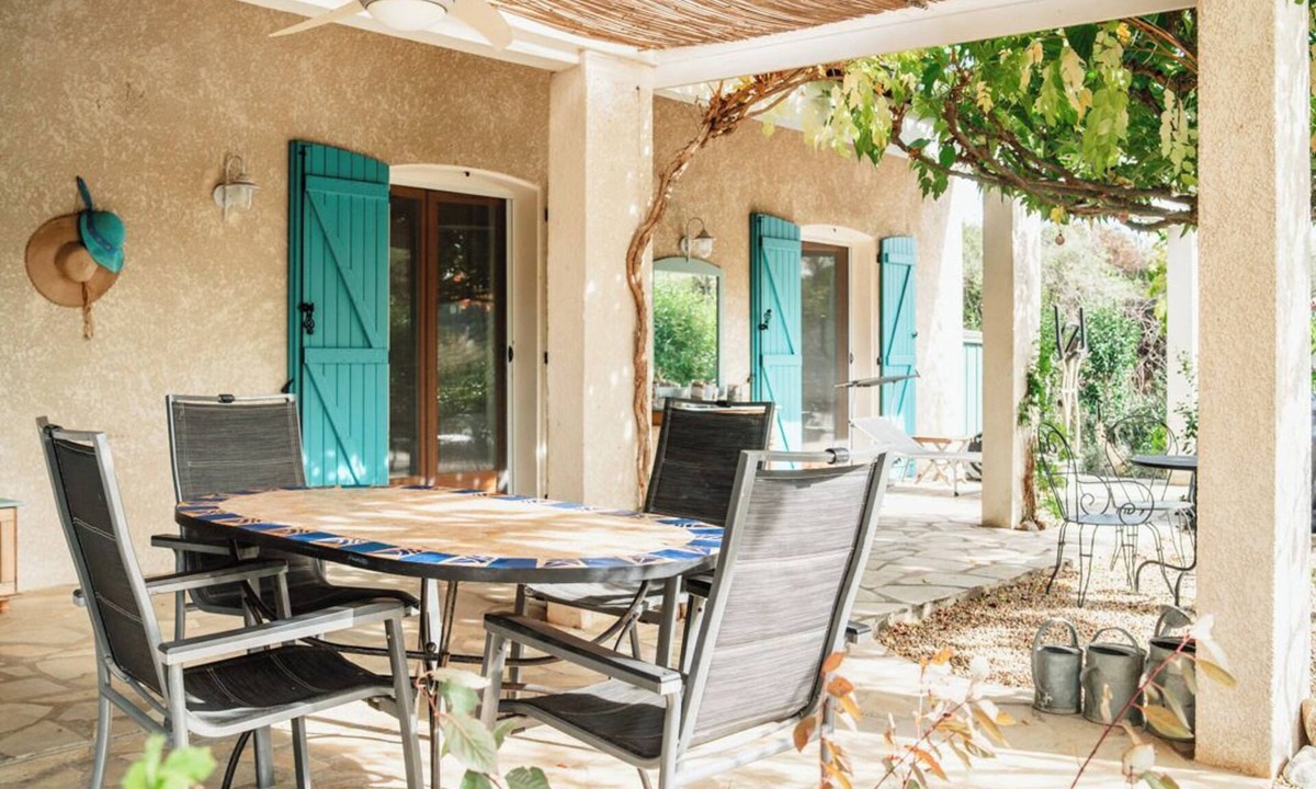 Prades-sur-Vernazobre Villa | VILLA COTE VIGNES