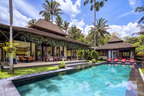 Ubud Villa | Villa Crystal Castle