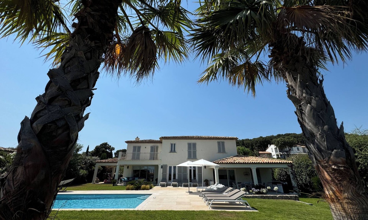 Les Restanques Villa | VILLA CYCAS - Luxurious vacation villa with sea view and all comforts