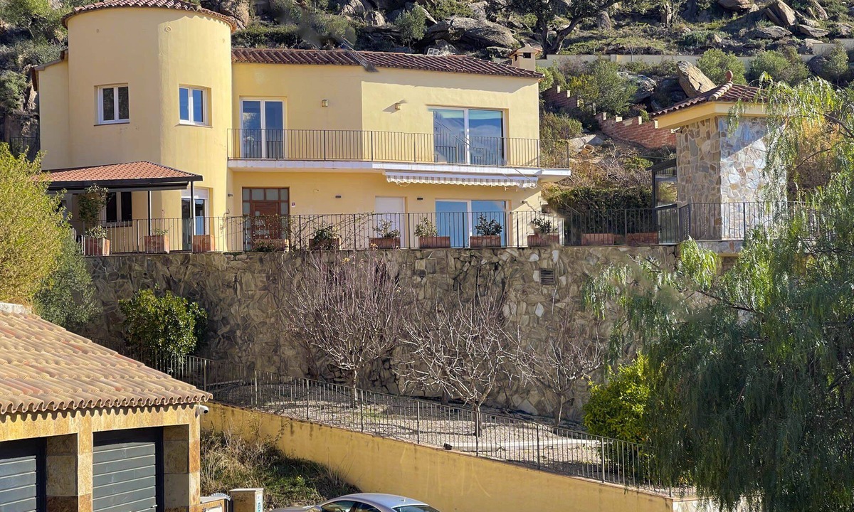 El Mas Isaac Villa | Villa D'exception Avec vue Panoramique sur la Baie de Roses