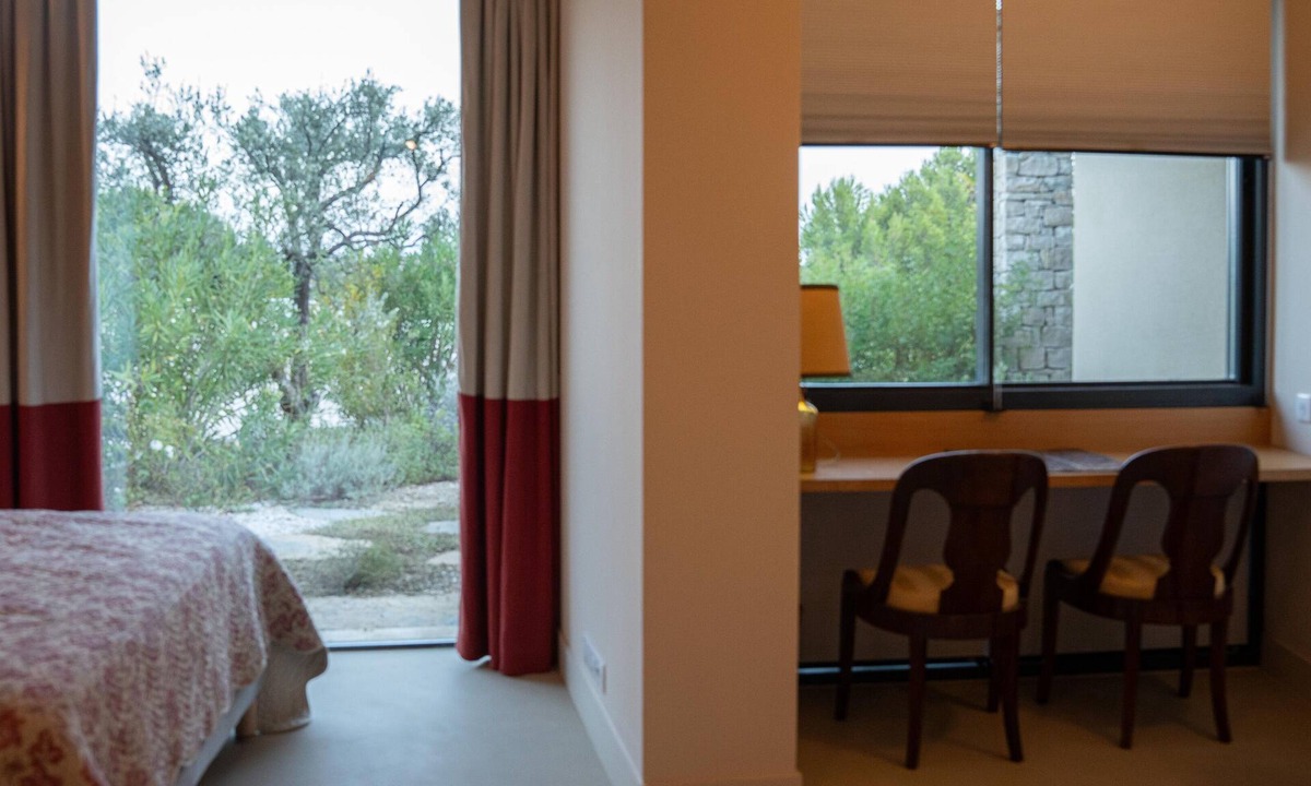 Villeneuve-les-Avignon Villa | Villa Dans le Maquis Avec vue sur le Fort Saint André