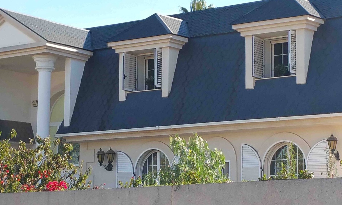 L'Eliana Villa | Villa de Caractère de 600m2 Tout Près de Valence