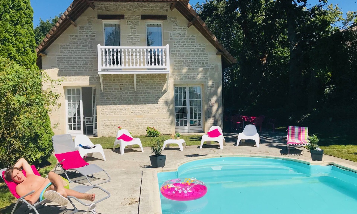 Touques Villa | Villa de Charme Domaine privé Touques with Private Pool