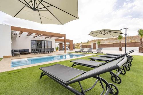 Mutxamel Villa | VILLA DE LUJO RIOPARK