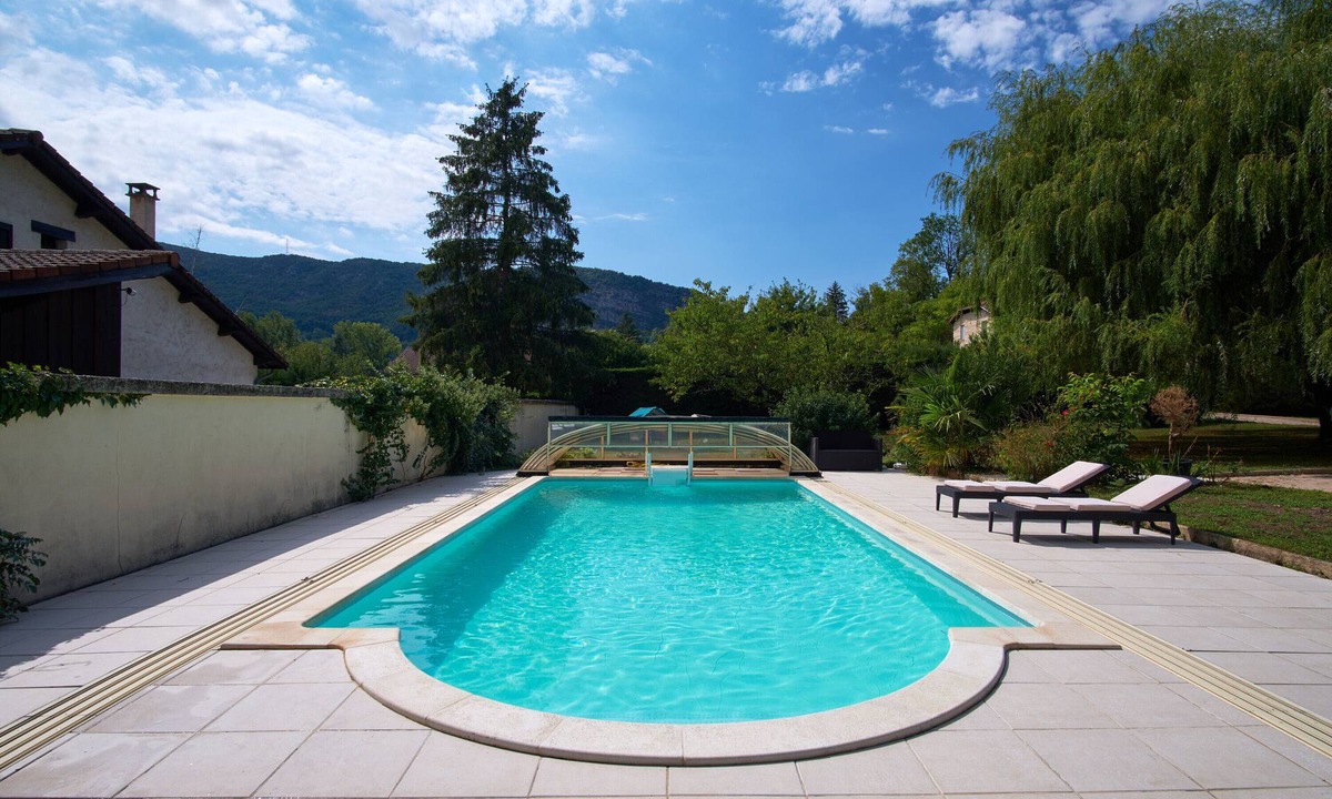 Saint-Just-de-Claix Villa | Villa De Marchi with Mountain View, Pool & Wi-Fi