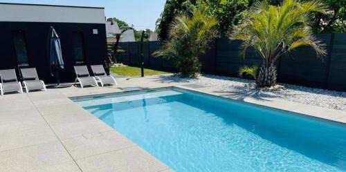 Bruz Villa | Villa de standing piscine 10 pers