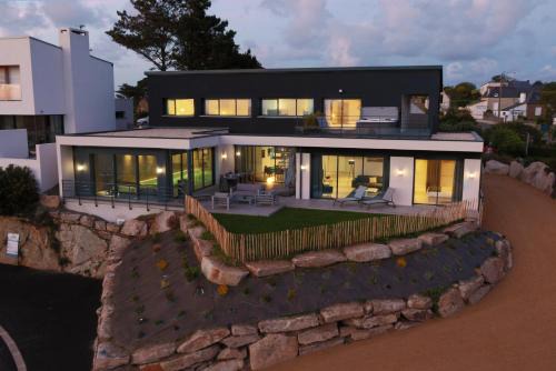 Pleumeur-Bodou Villa | Villa des Agapanthes