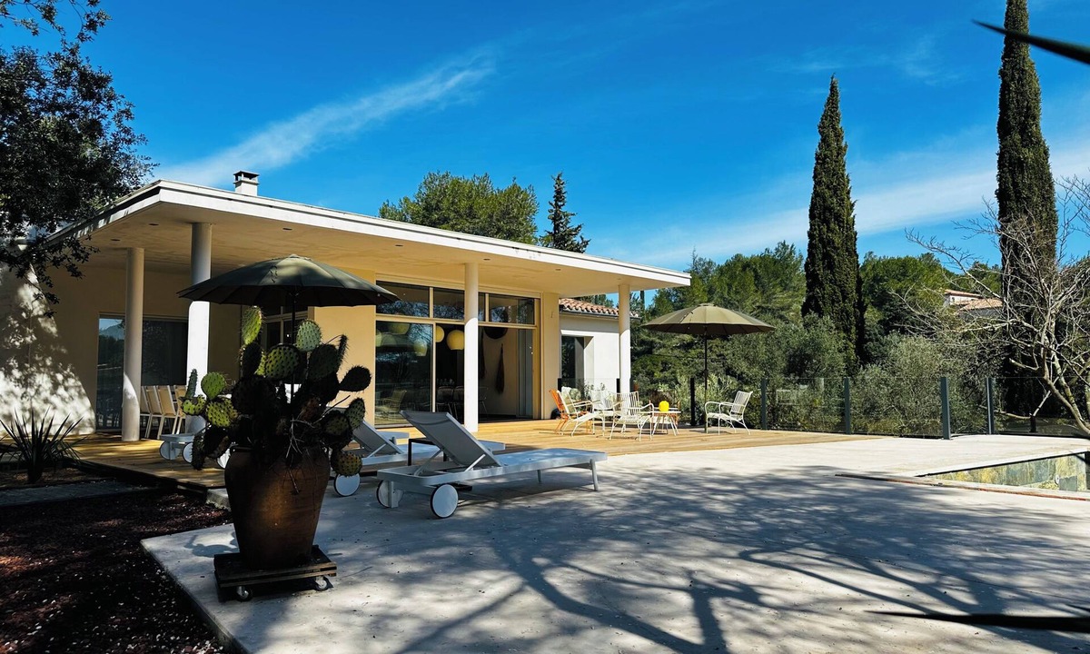 Quartier des Espesses Villa | VILLA DES TERRES WITH POOL